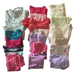 GIRLS 18 MONTH BUNDLE-19 PIECES
BABY BGOSH-DDG DARLINGS-REAL LOVE-AND MORE-#2